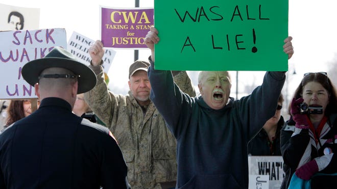 wisconsin protesters 033111